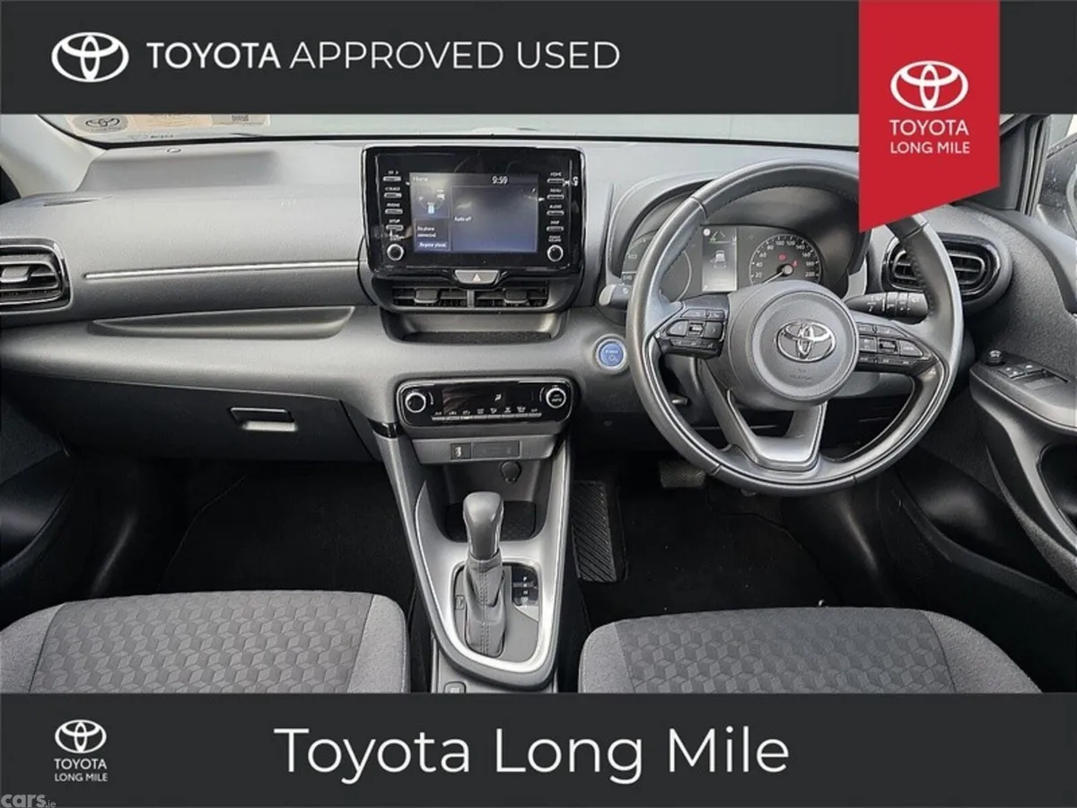 Toyota Yaris Hatchback, Petrol Hybrid, 2023, Silver