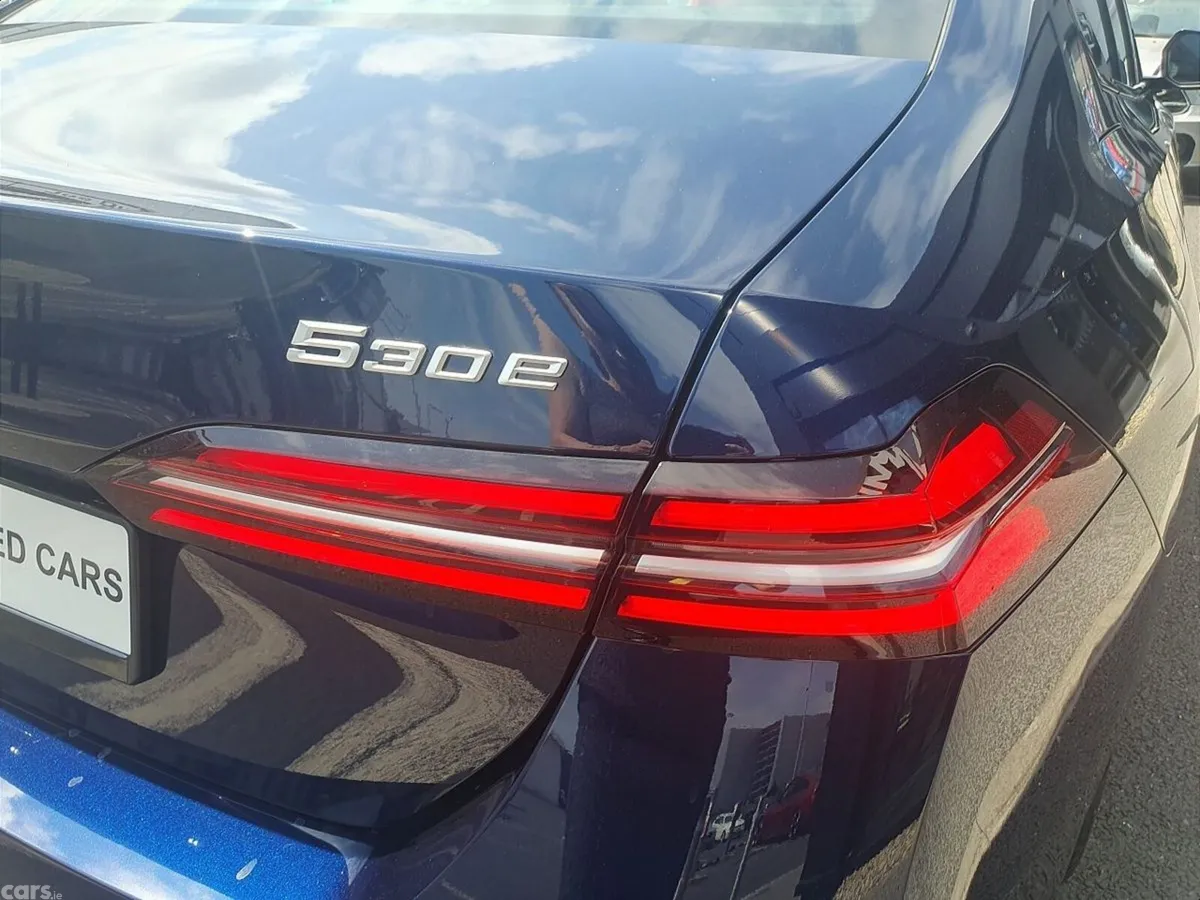 BMW 5-Series Saloon, Petrol Plug-in Hybrid, 2026, Blue