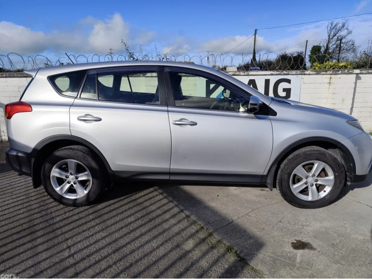 Toyota RAV4 SUV, Diesel, 2014, Silver