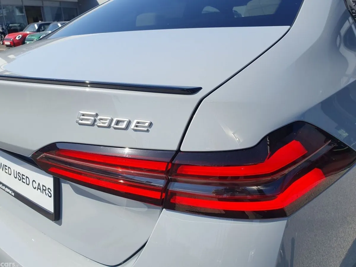 BMW 5-Series Saloon, Petrol Plug-in Hybrid, 2026, Grey
