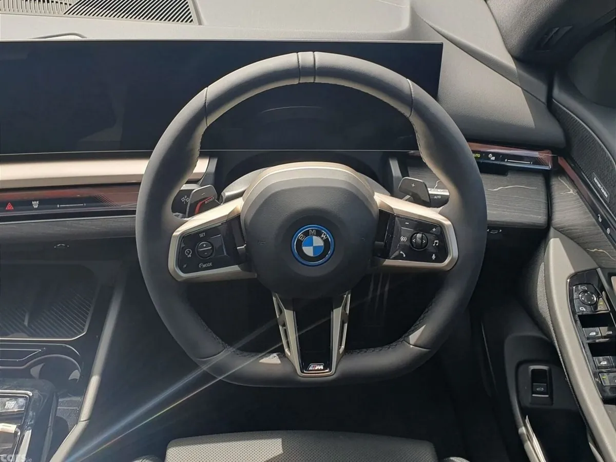 BMW 5-Series Saloon, Petrol Plug-in Hybrid, 2026, Blue