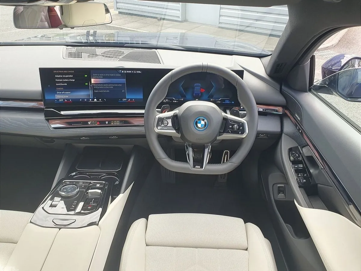 BMW 5-Series Saloon, Petrol Plug-in Hybrid, 2026, Blue