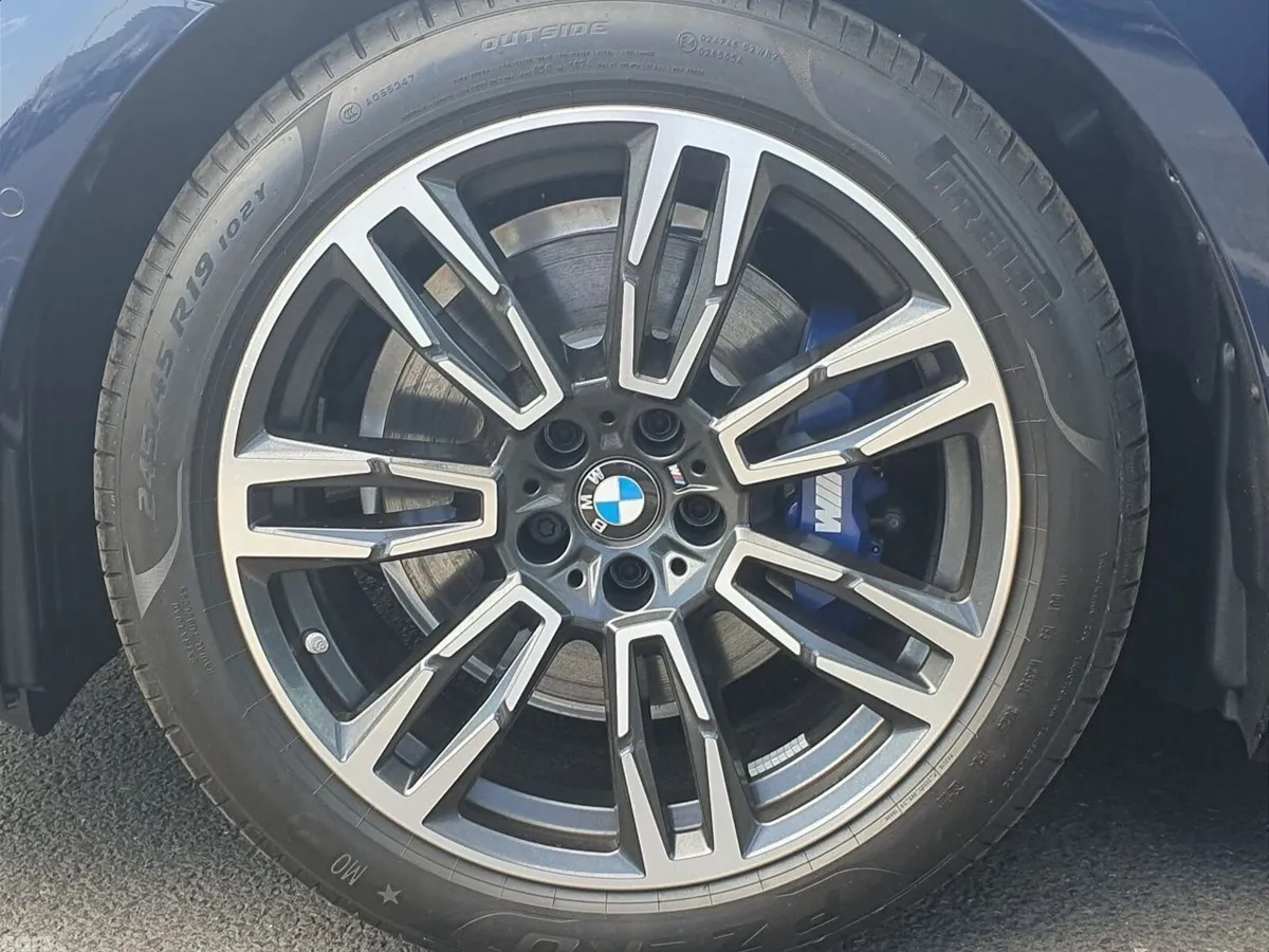 BMW 5-Series Saloon, Petrol Plug-in Hybrid, 2026, Blue
