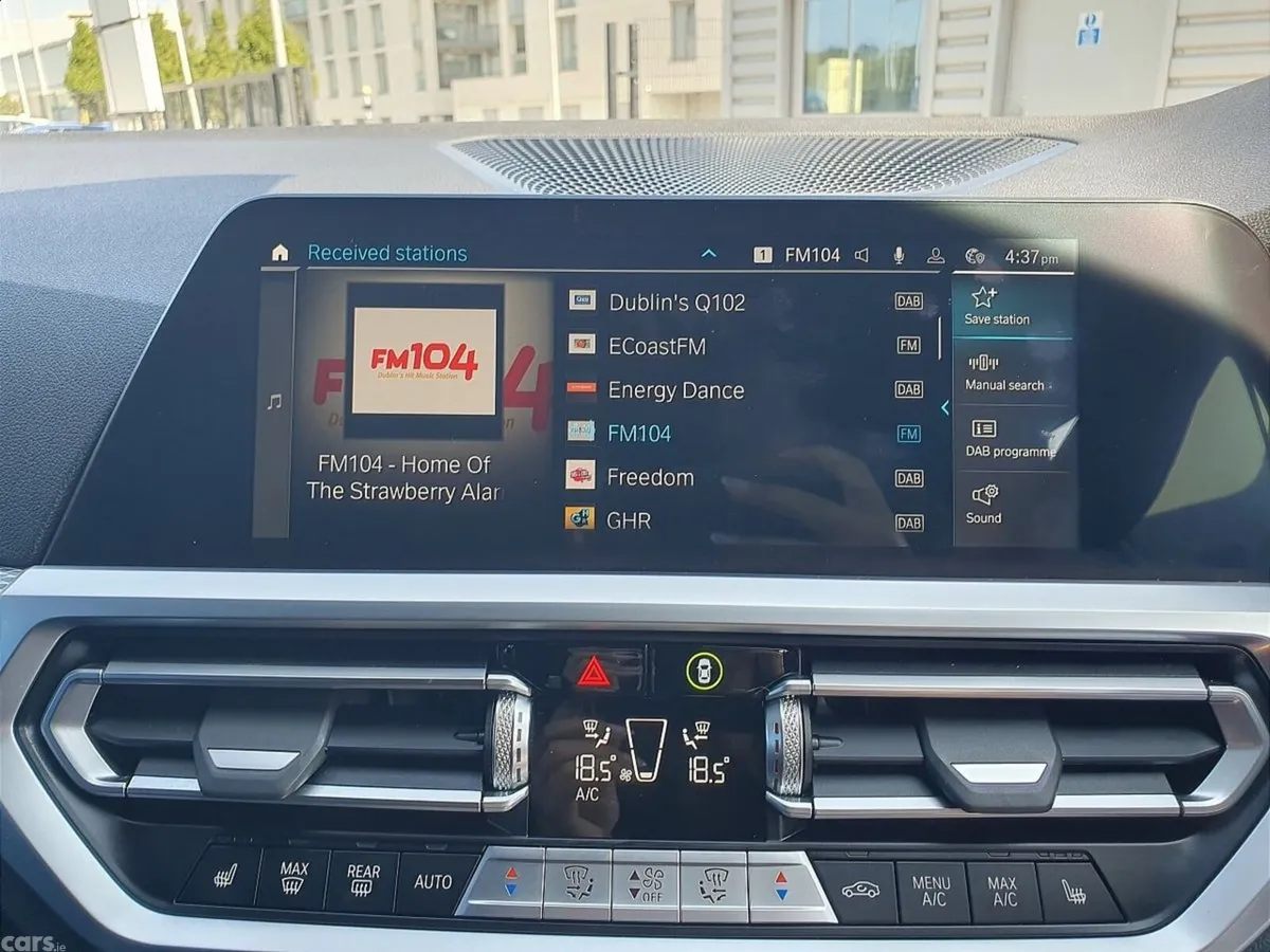 BMW 3-Series Estate, Petrol Plug-in Hybrid, 2021, Blue