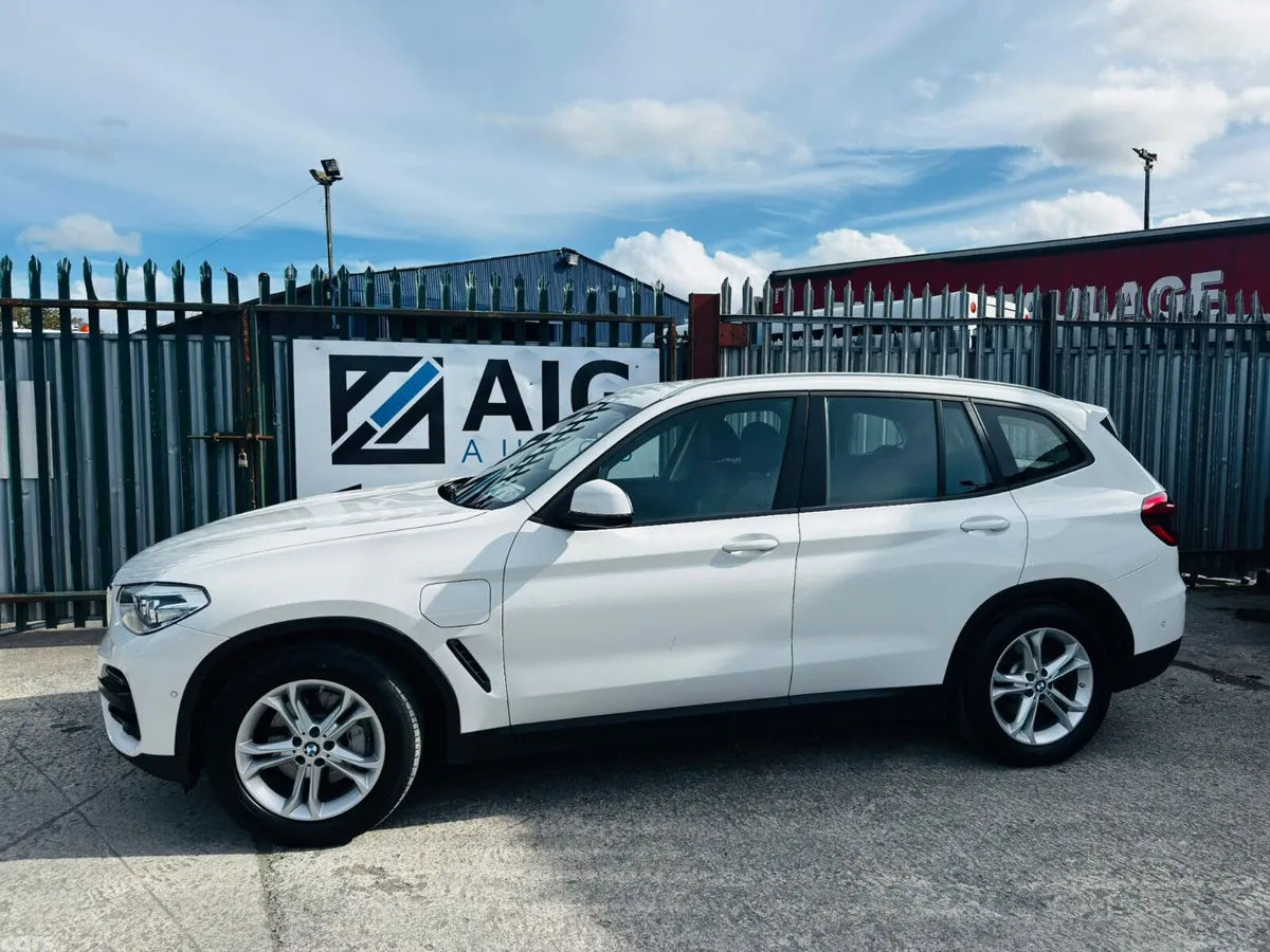 BMW X3 SUV, Petrol Plug-in Hybrid, 2021, White
