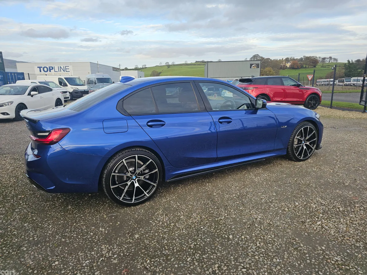 BMW 3-Series Saloon, Petrol Hybrid, 2022, Blue