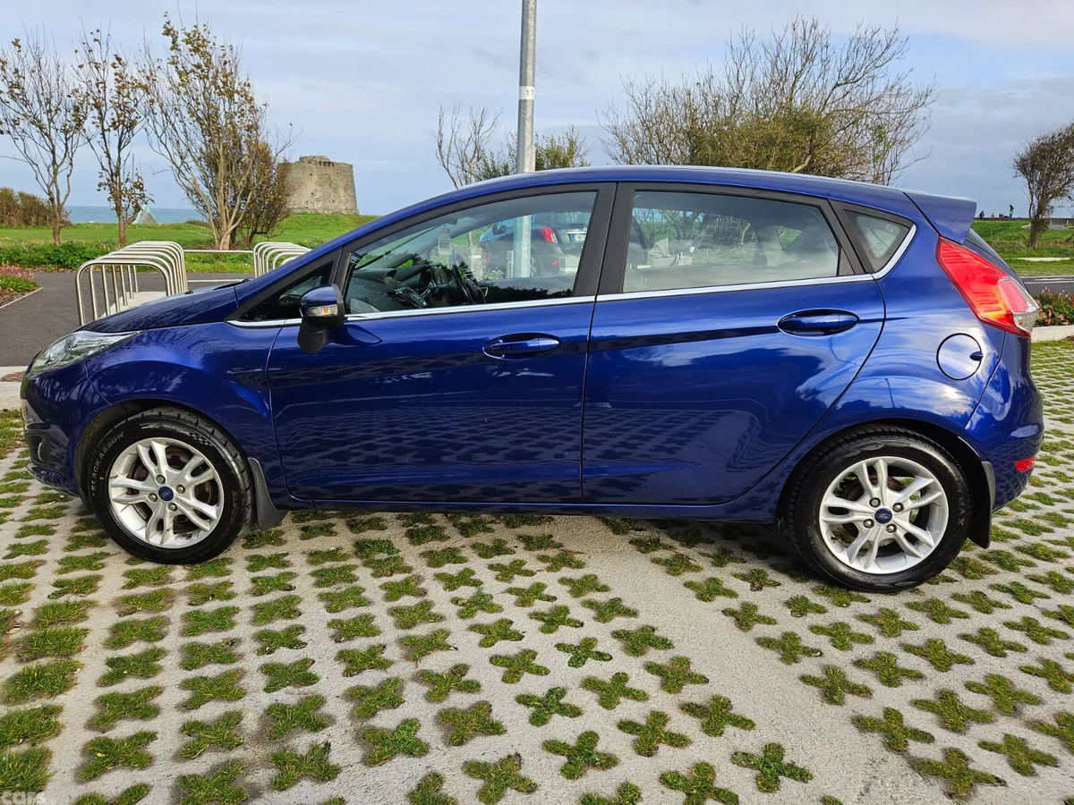 Ford Fiesta Hatchback, Petrol, 2016, Blue