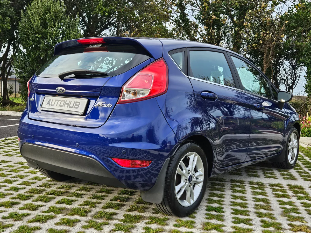 Ford Fiesta Hatchback, Petrol, 2016, Blue