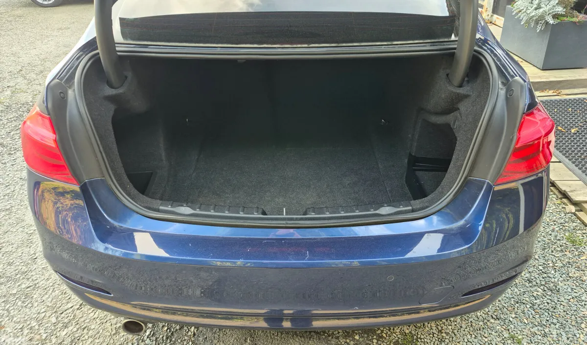 BMW 3-Series Saloon, Diesel, 2015, Blue