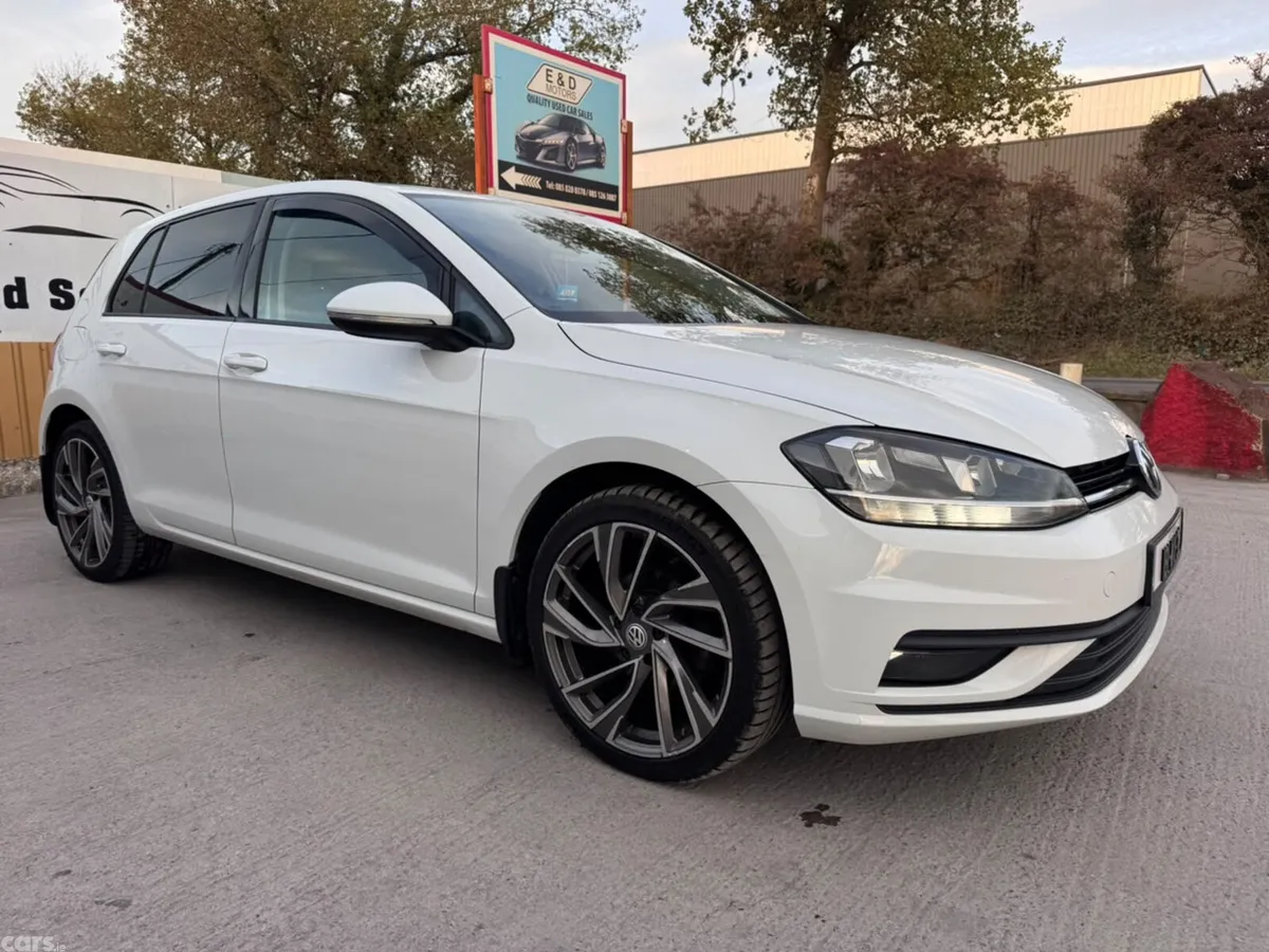 Volkswagen Golf Estate, Diesel, 2018, White