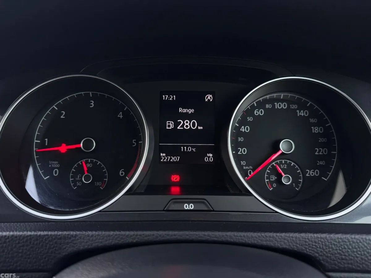 Volkswagen Golf Estate, Diesel, 2018, White