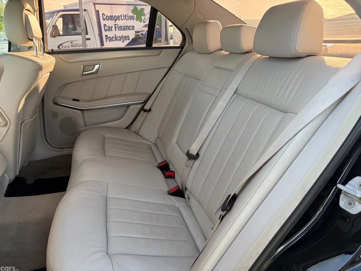 Mercedes-Benz E-Class Saloon, Diesel, 2013, Black