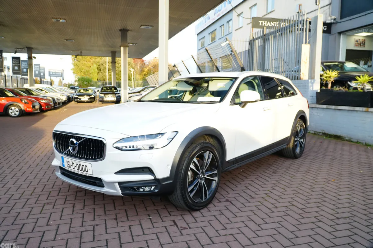 Volvo V90 Estate, Diesel, 2019, White