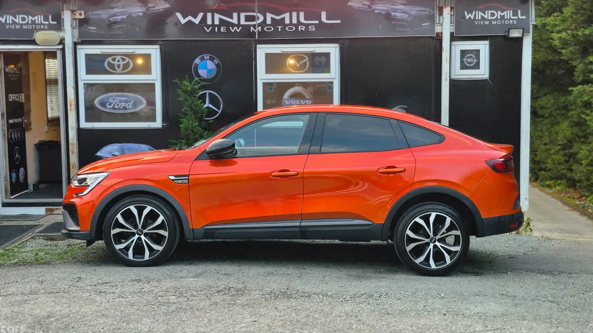 Renault Arkana Hatchback, Petrol, 2021, Orange
