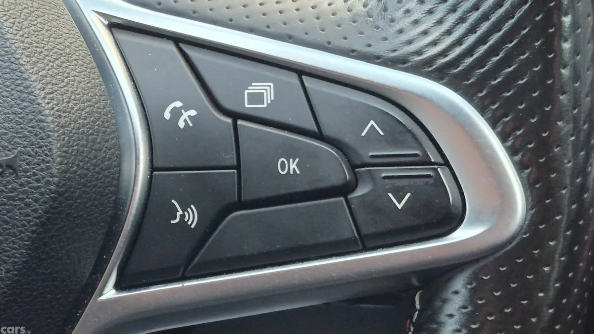 Renault Arkana Hatchback, Petrol, 2021, Orange