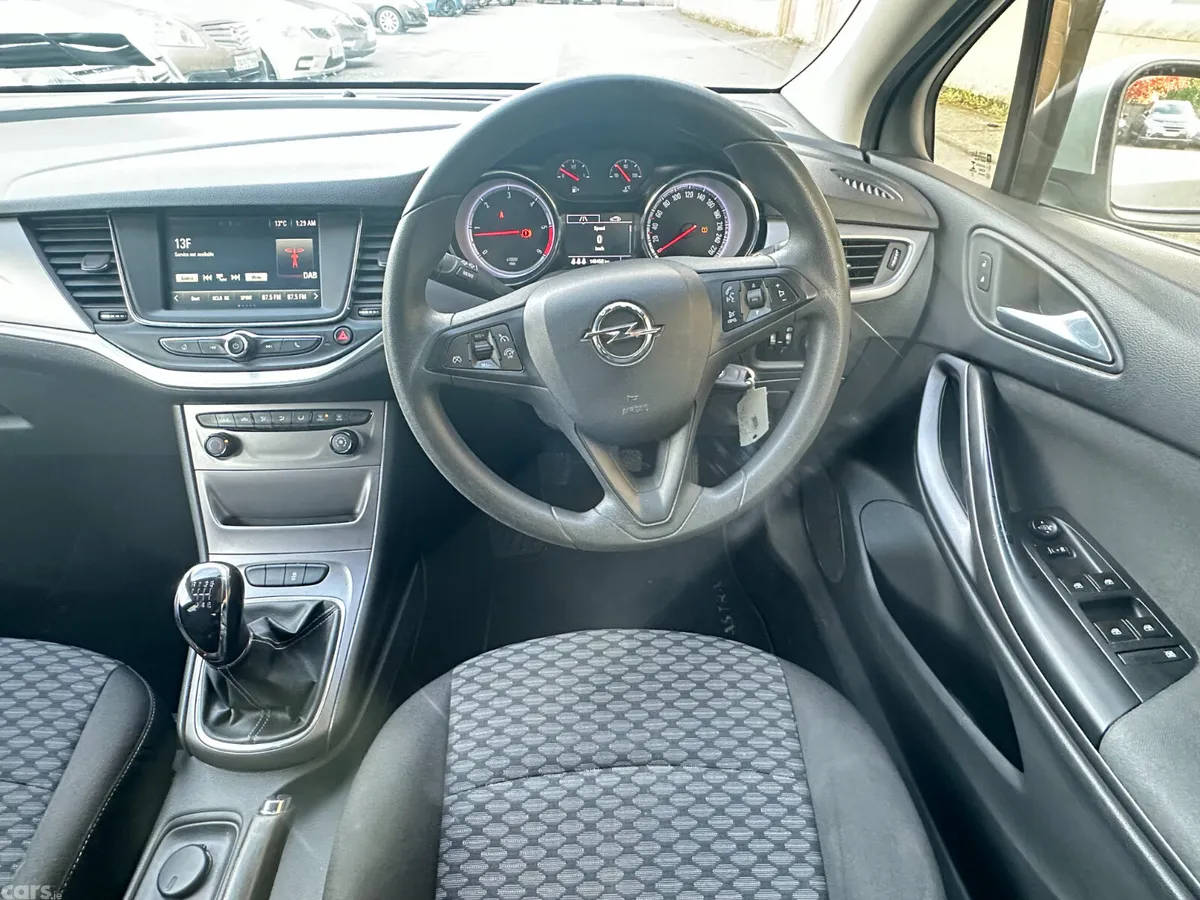 Opel Astra Hatchback, Diesel, 2017, Grey