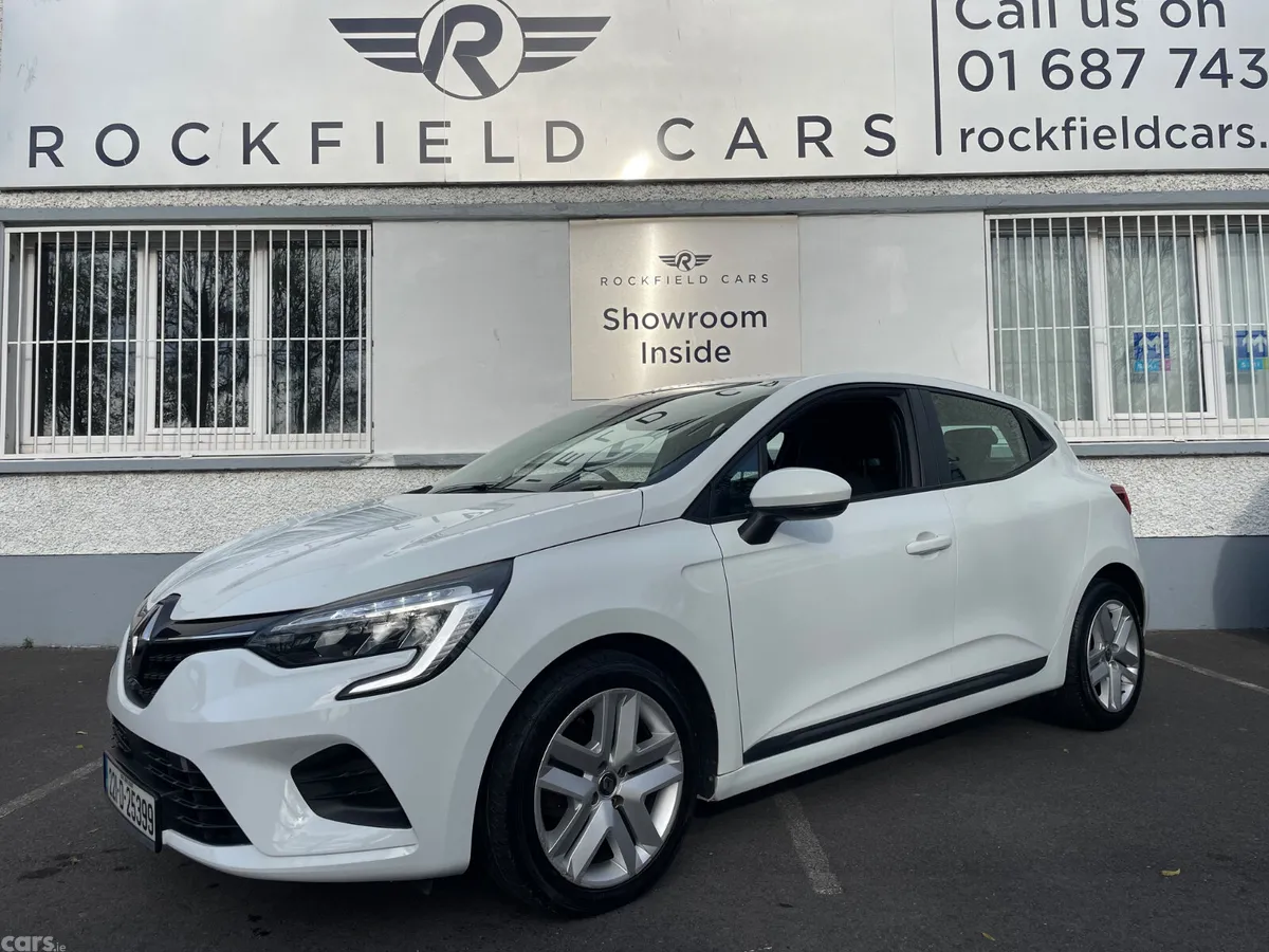 Renault Clio Hatchback, Petrol, 2022, White