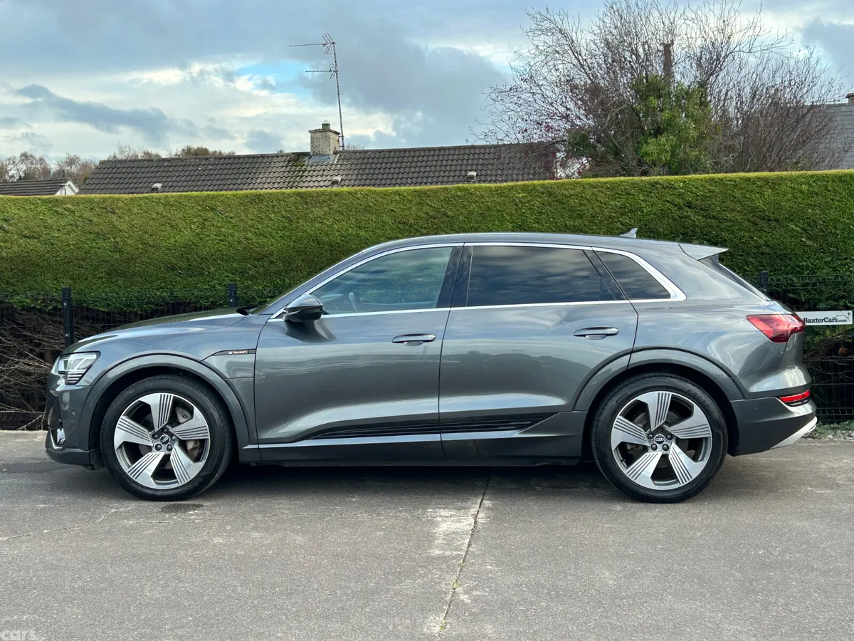 Audi e-tron SUV, Electric, 2021, Grey