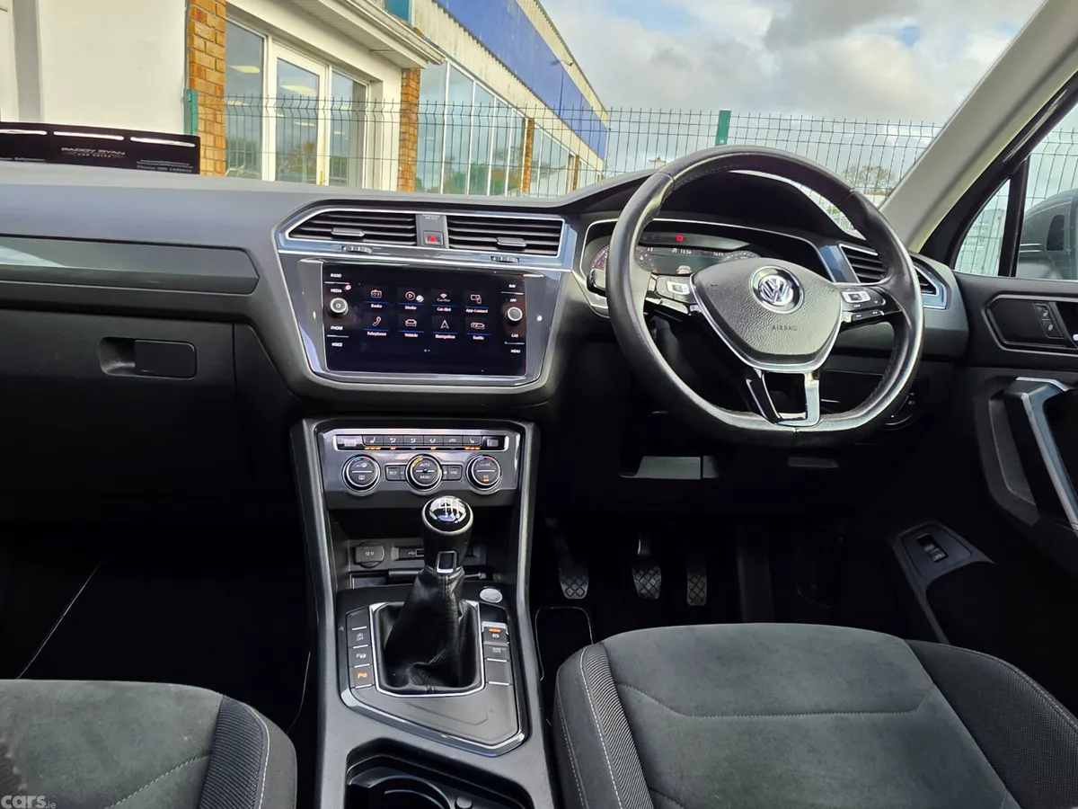 Volkswagen Tiguan SUV, Diesel, 2019, Grey