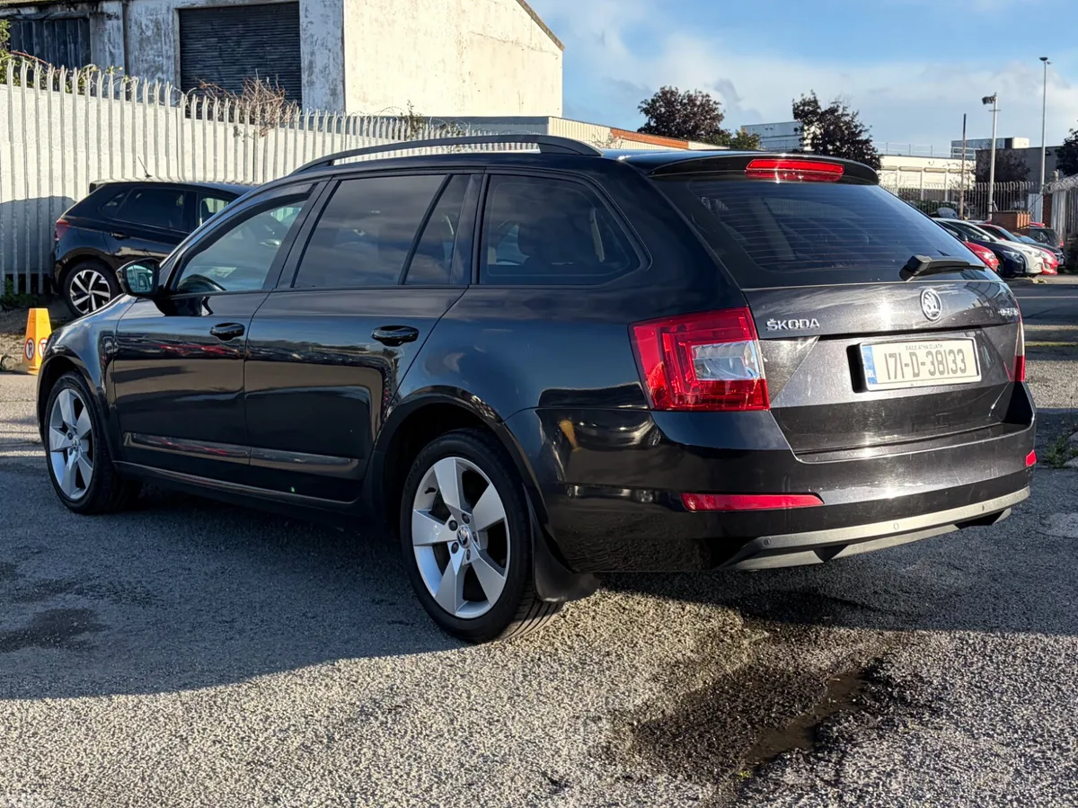 Skoda Octavia Estate, Diesel, 2017, Black