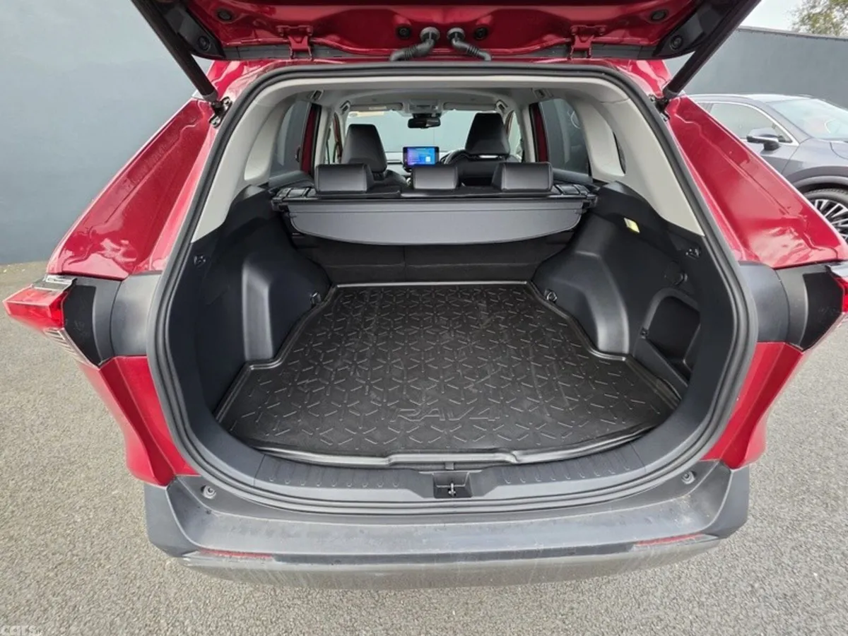 Toyota RAV4 SUV, Petrol Hybrid, 2024, Red