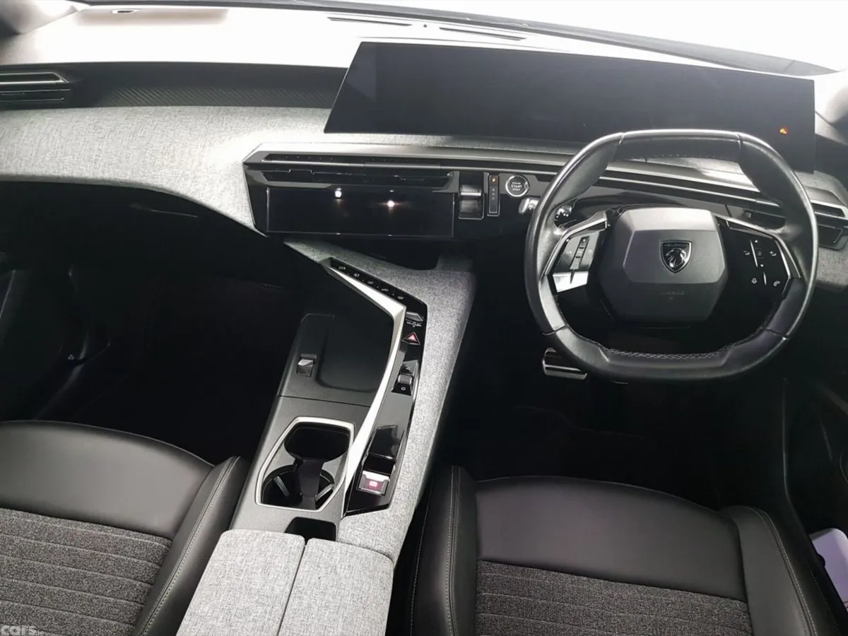 Peugeot 3008 MPV, Electric, 2025, Grey