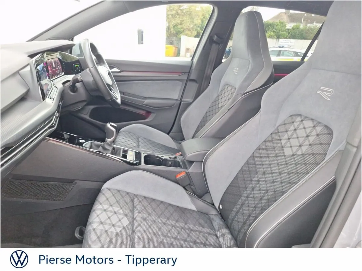 Volkswagen Golf Estate, Diesel, 2024, Grey