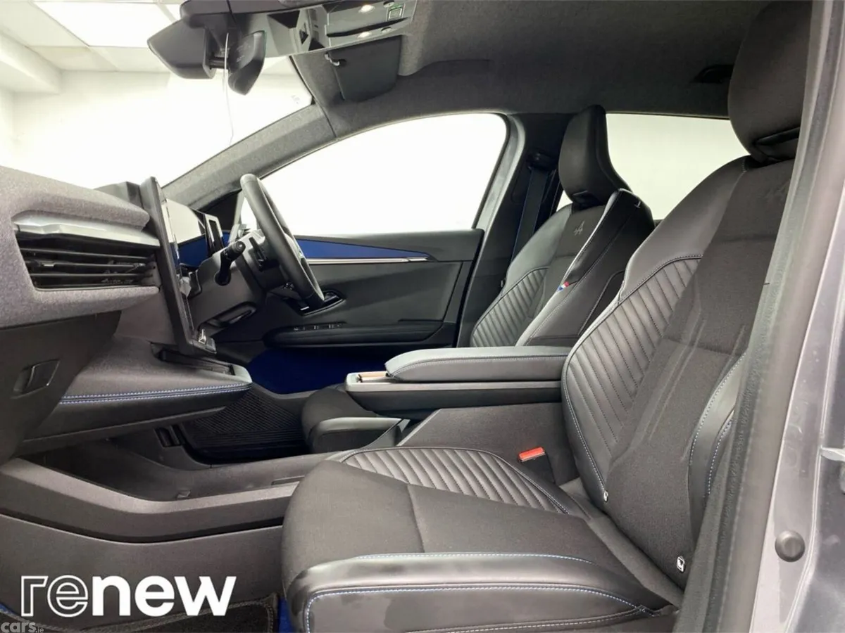Renault Scenic E-Tech SUV, Electric, 2025, Grey