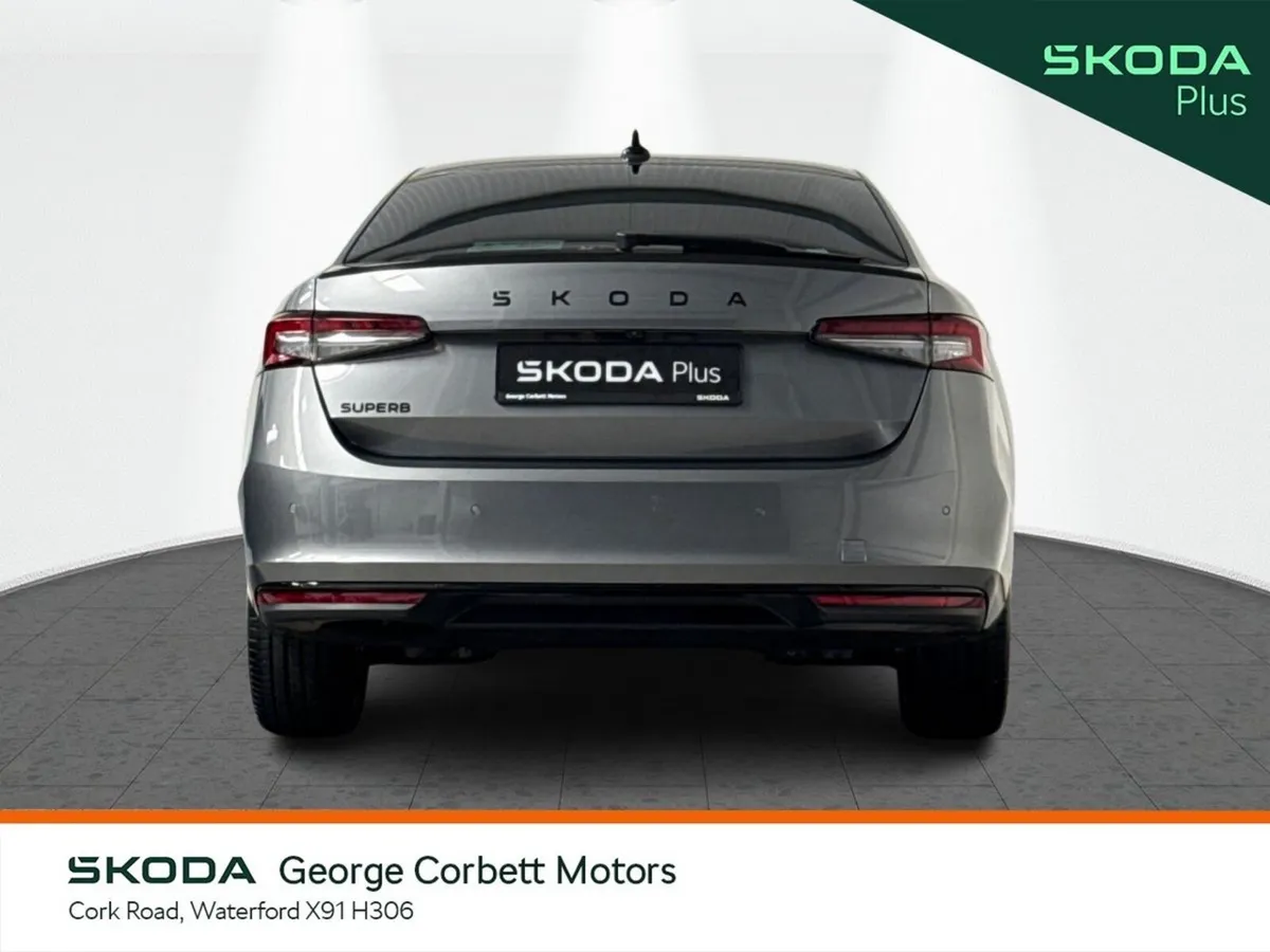 Skoda Superb Saloon, Diesel, 2026, Grey