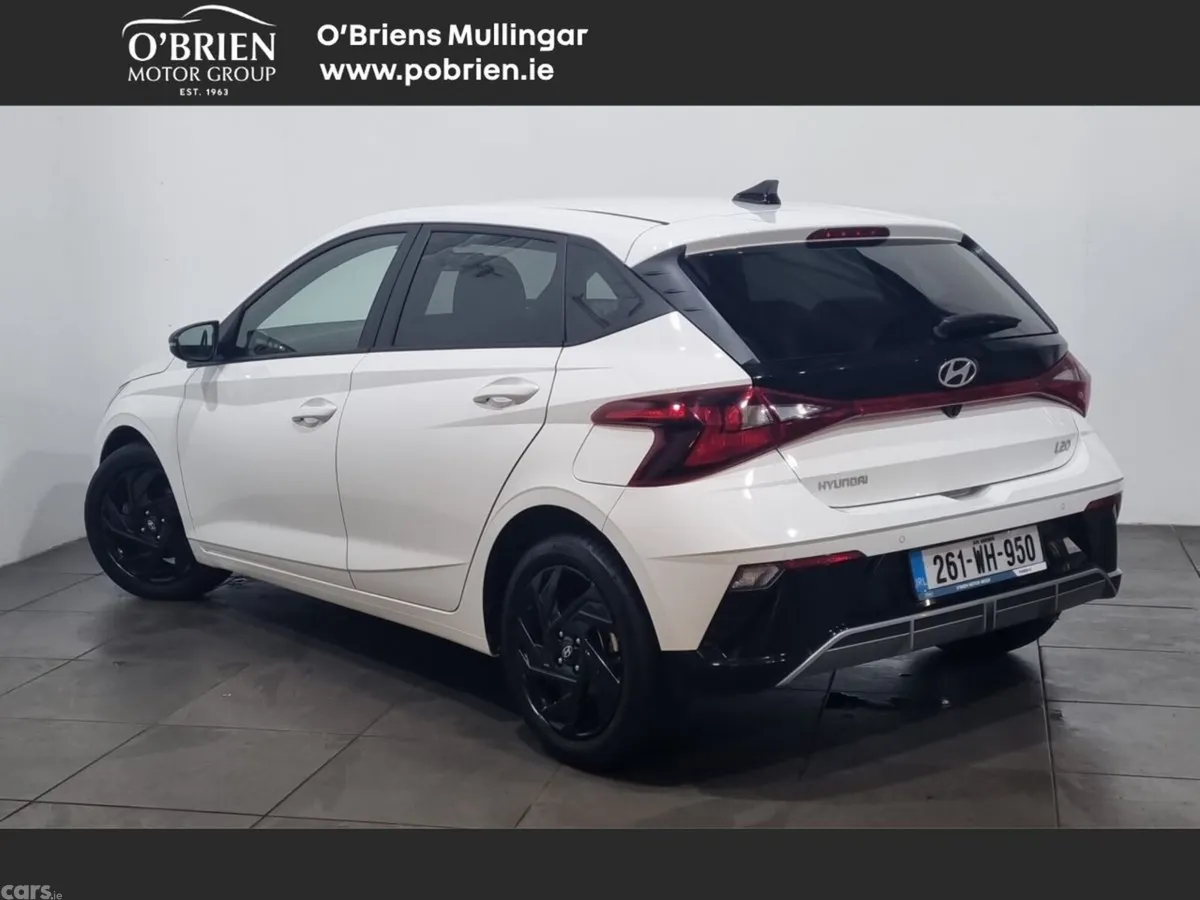 Hyundai i20 Hatchback, Petrol, 2026, White