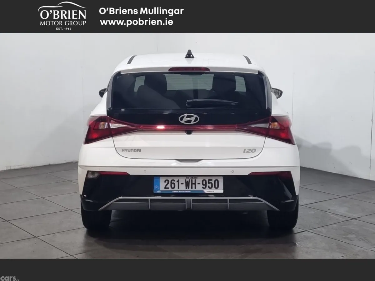 Hyundai i20 Hatchback, Petrol, 2026, White