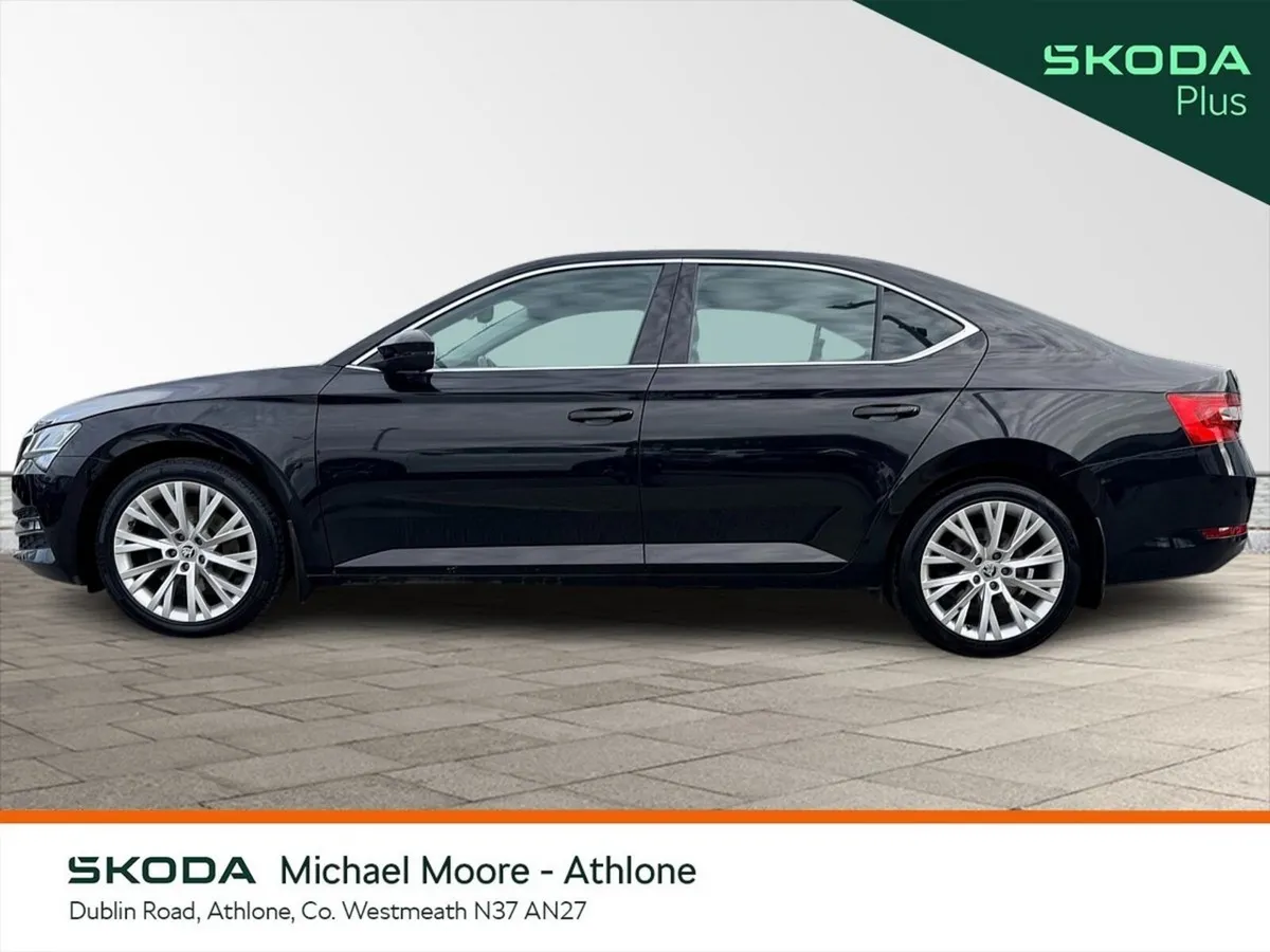 Skoda Superb Saloon, Diesel, 2023, Black