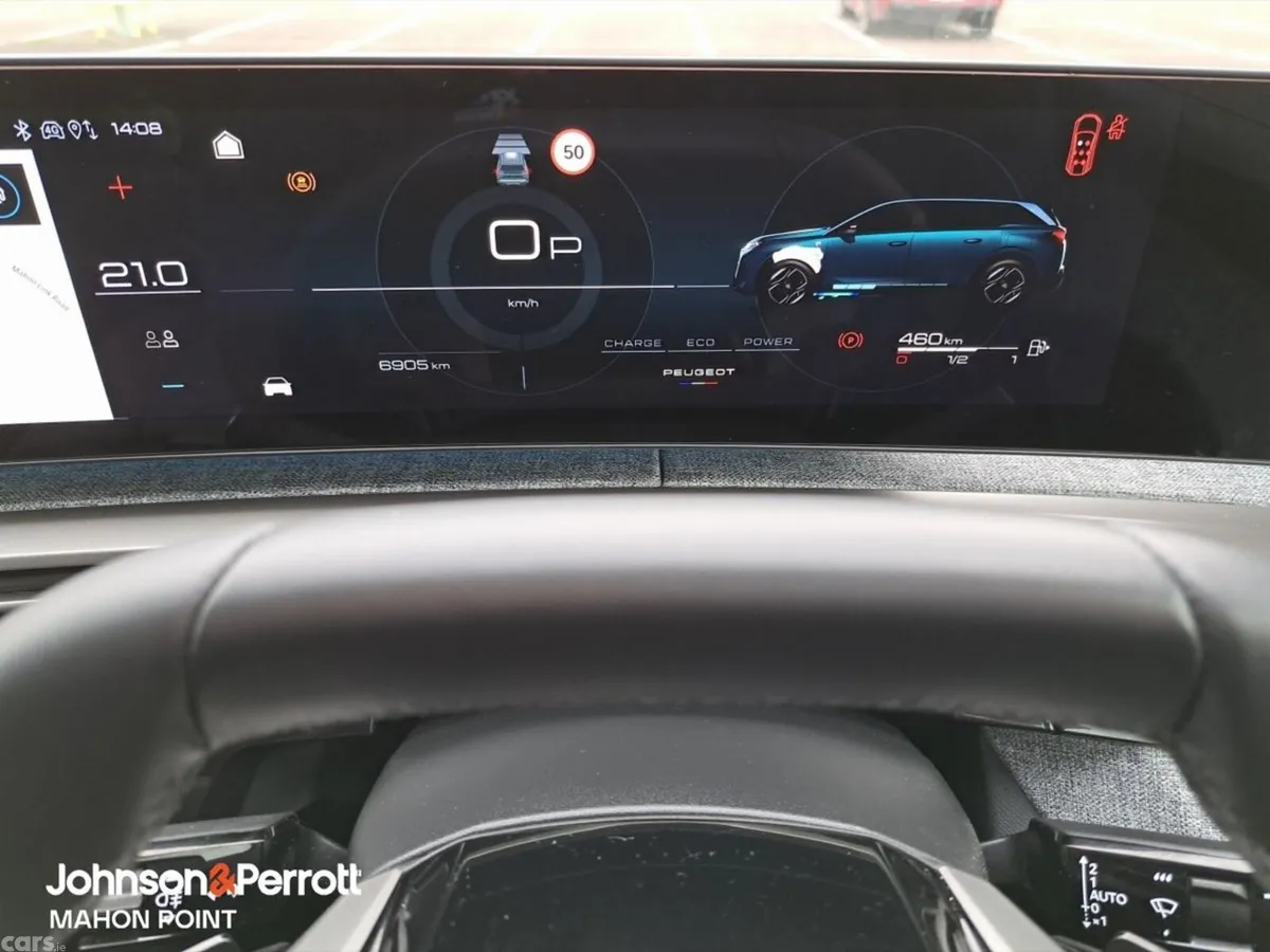 Peugeot 5008 MPV, Petrol, 2026, Black