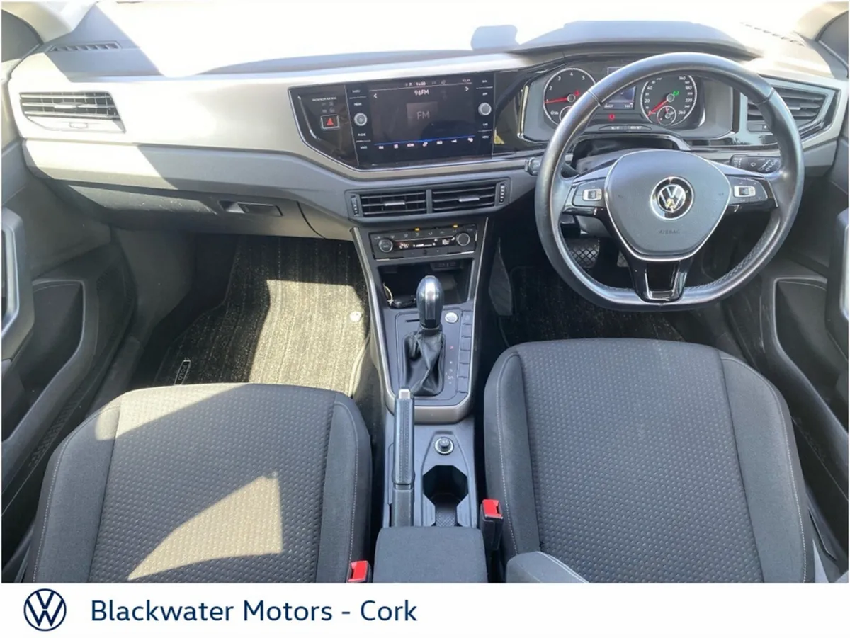 Volkswagen Polo Hatchback, Petrol, 2017, 