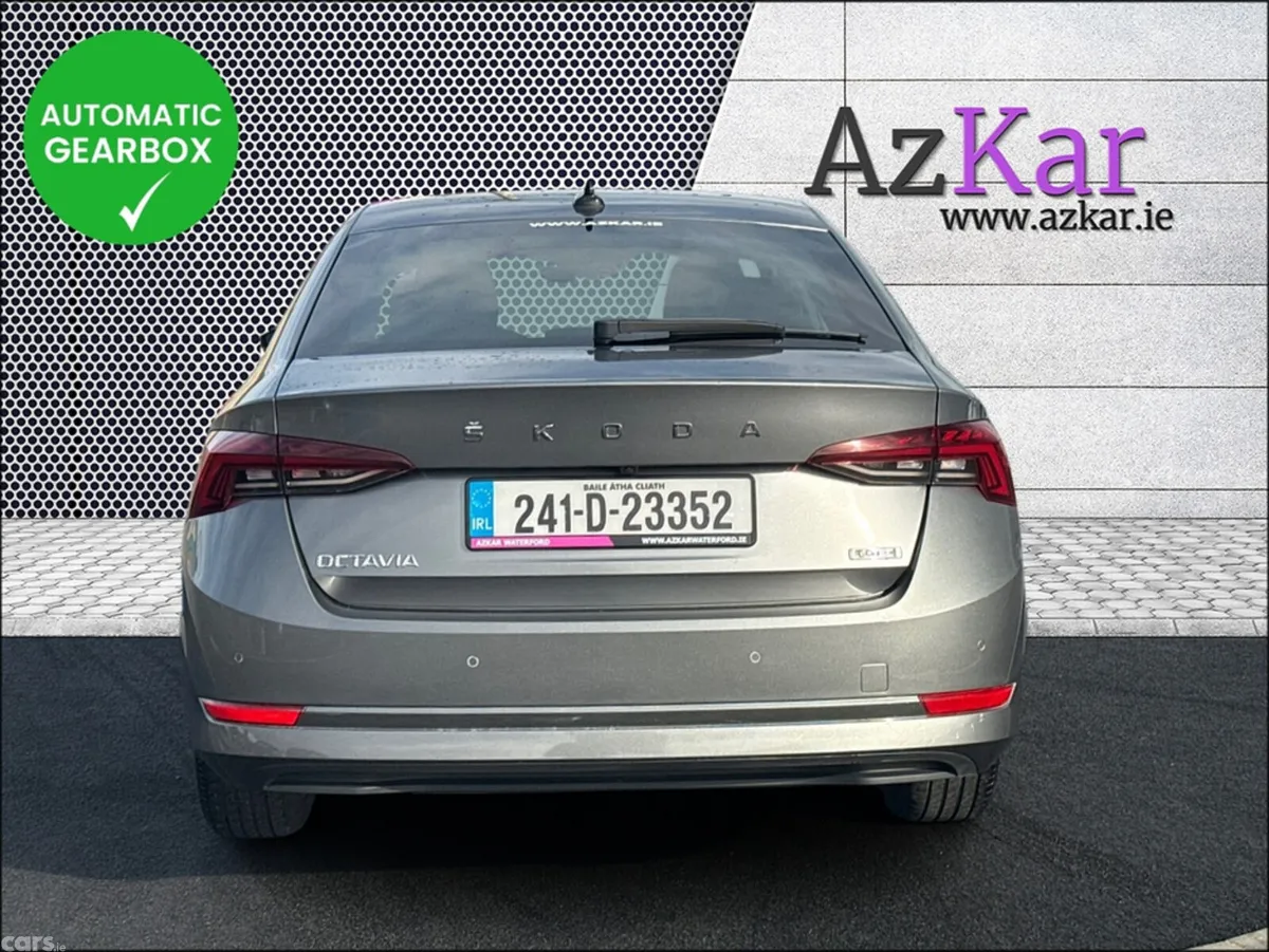 Skoda Octavia Hatchback, Petrol Hybrid, 2024, Grey