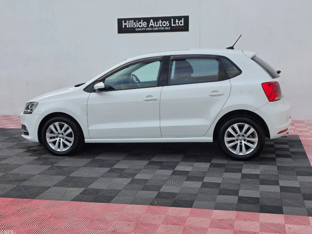 Volkswagen Polo Hatchback, Petrol, 2017, White