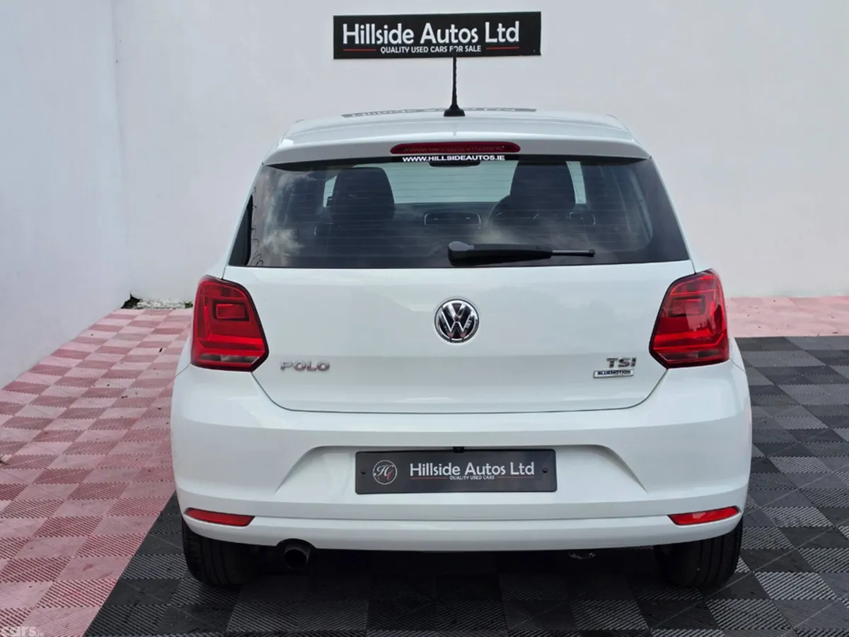 Volkswagen Polo Hatchback, Petrol, 2017, White