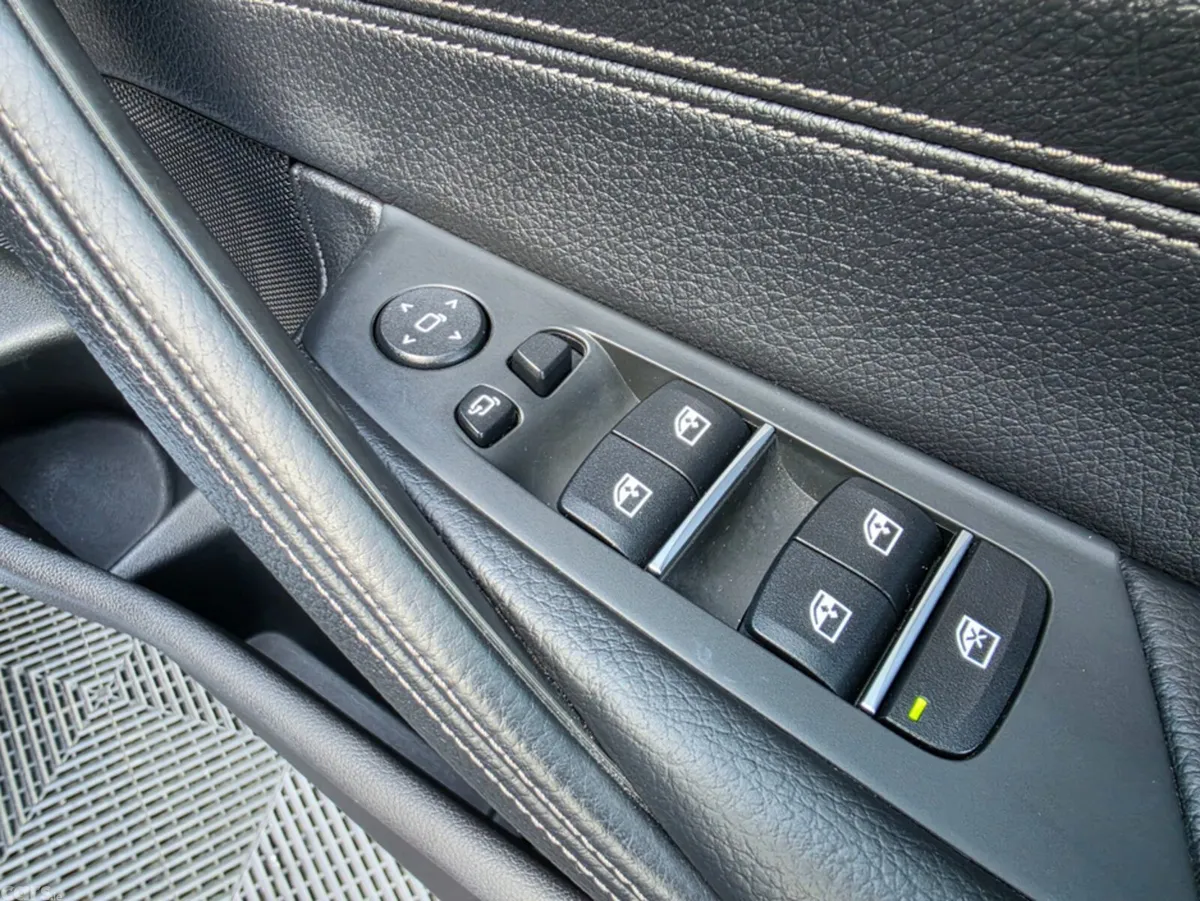 BMW 5-Series Estate, Diesel, 2017, Silver