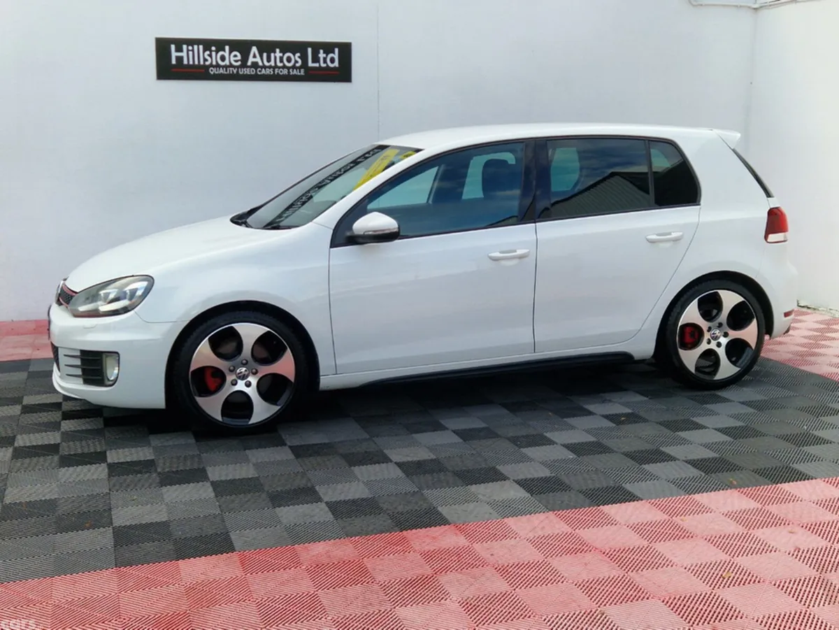 Volkswagen Golf Hatchback, Petrol, 2012, White