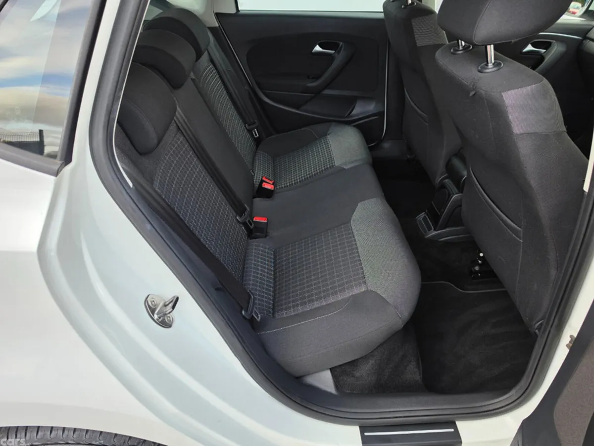 Volkswagen Polo Hatchback, Petrol, 2017, White