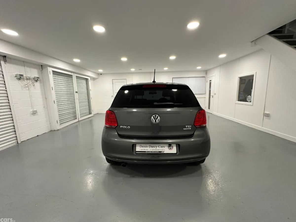 Volkswagen Polo Hatchback, Petrol, 2014, Grey