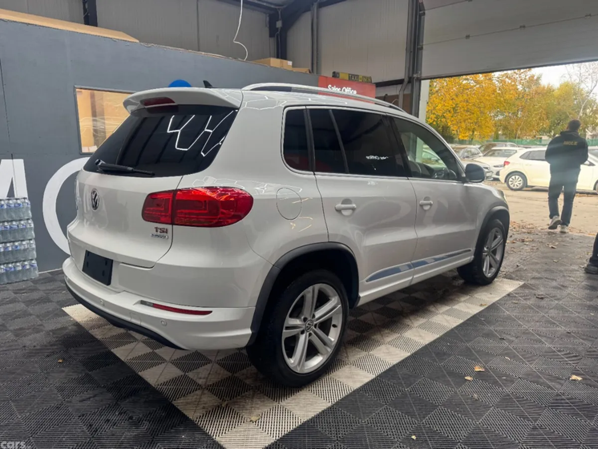 Volkswagen Tiguan SUV, Petrol, 2014, White