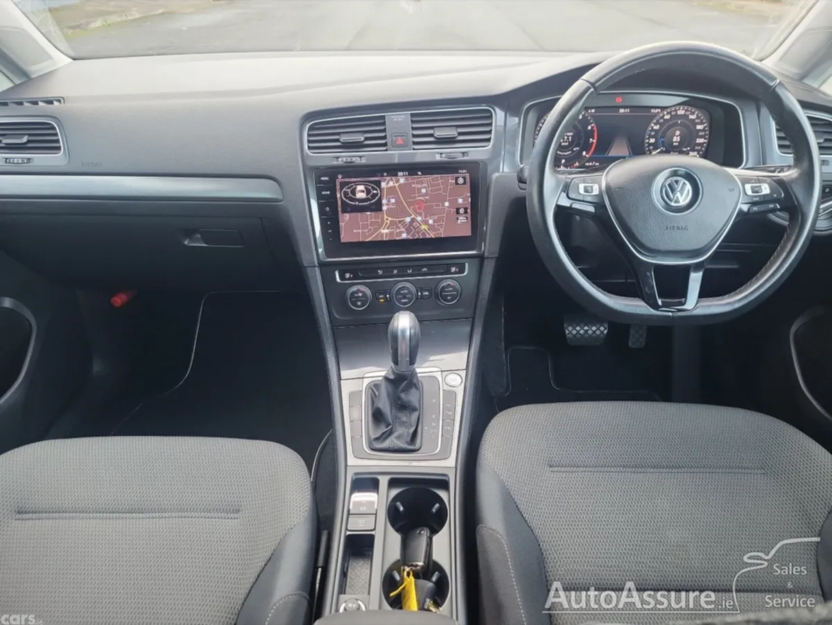 Volkswagen Golf Estate, Petrol, 2019, Gold