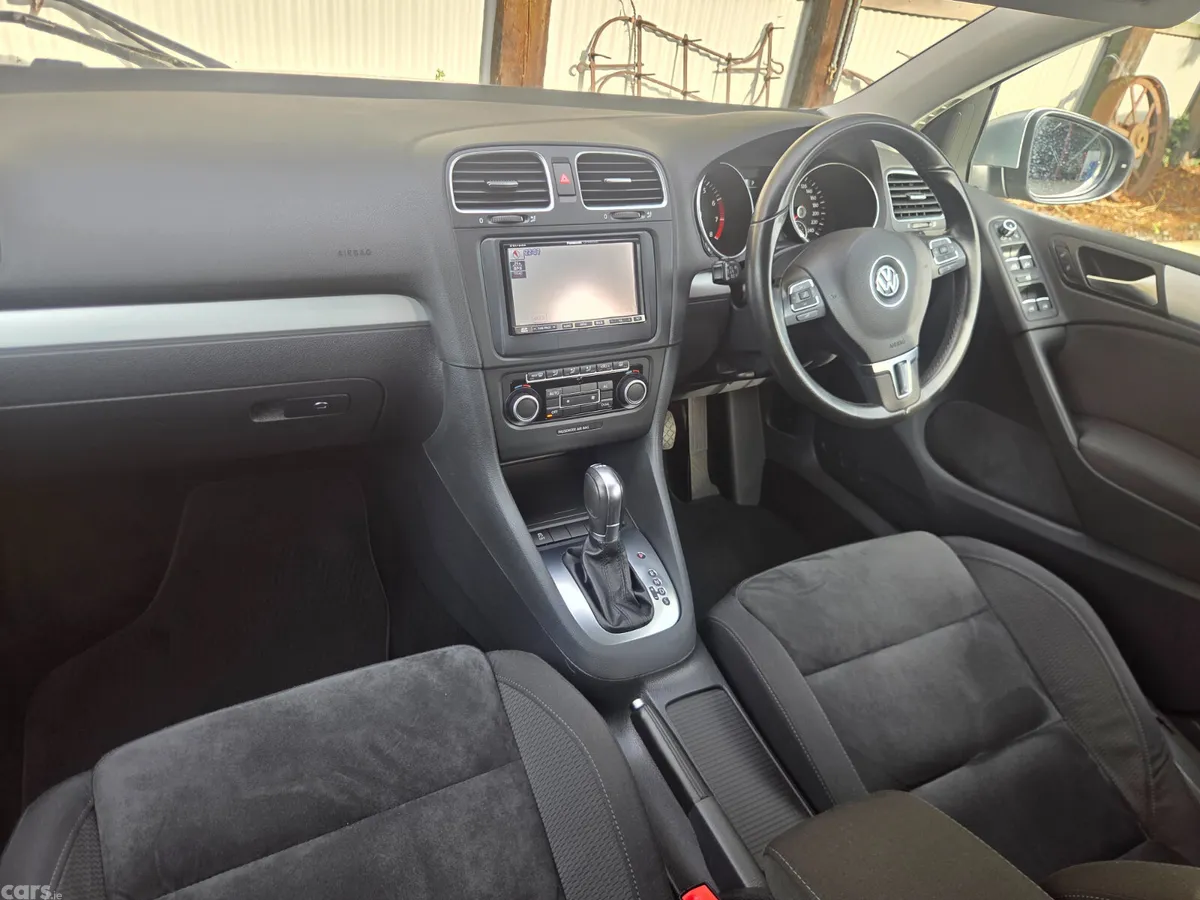Volkswagen Golf Hatchback, Petrol, 2012, Silver