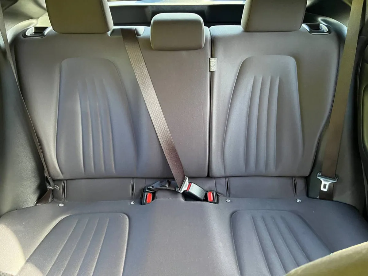 Toyota Yaris Hatchback, Petrol, 2020, Black
