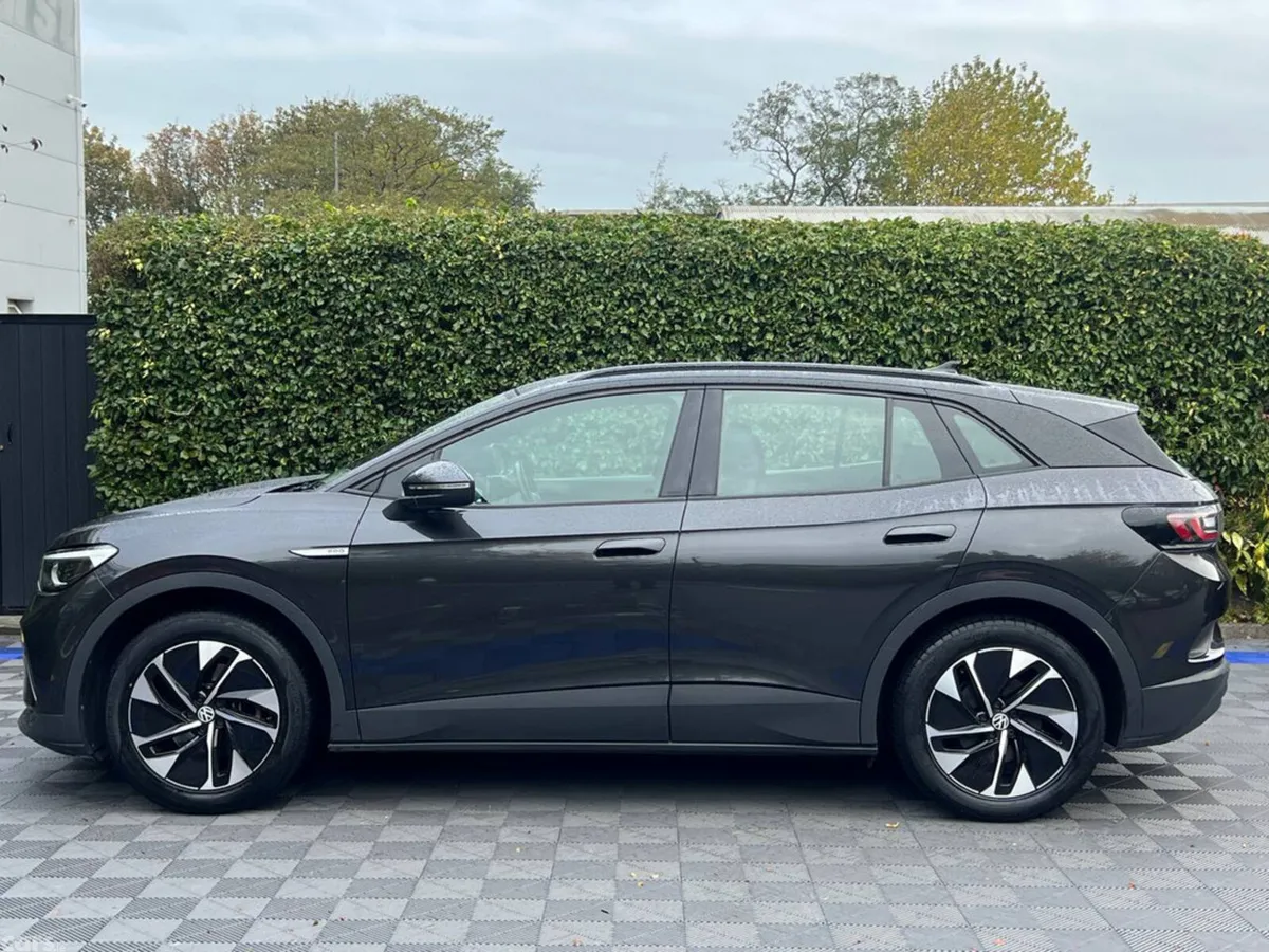 Volkswagen ID.4 Estate, Electric, 2022, Grey