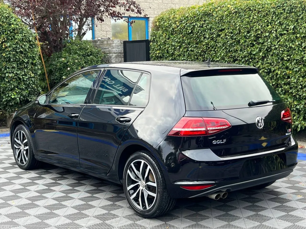Volkswagen Golf Hatchback, Petrol, 2017, Black