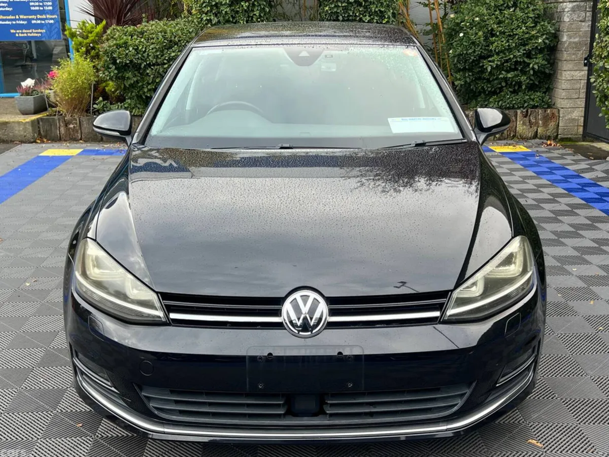 Volkswagen Golf Hatchback, Petrol, 2017, Black