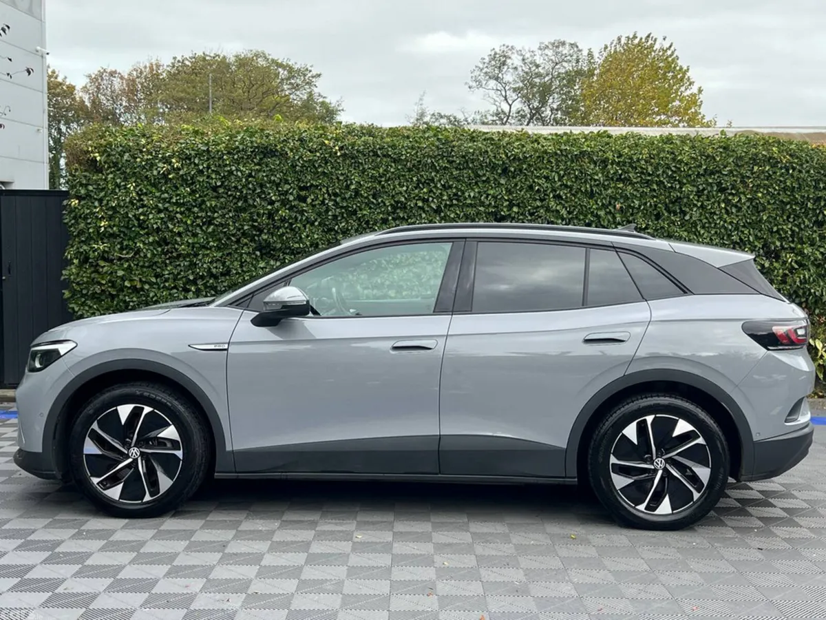 Volkswagen ID.4 Estate, Electric, 2023, Grey