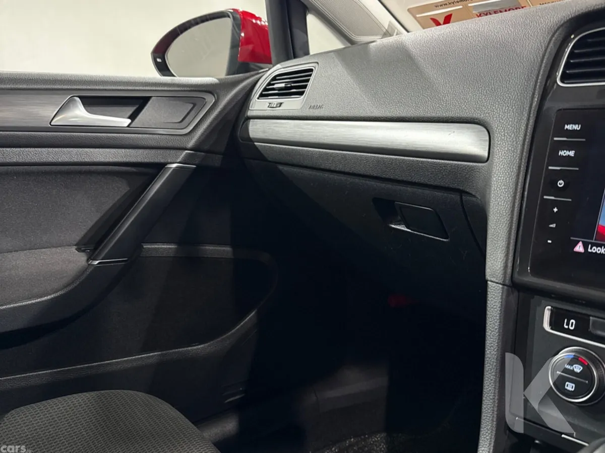 Volkswagen Golf Hatchback, Petrol, 2018, Red